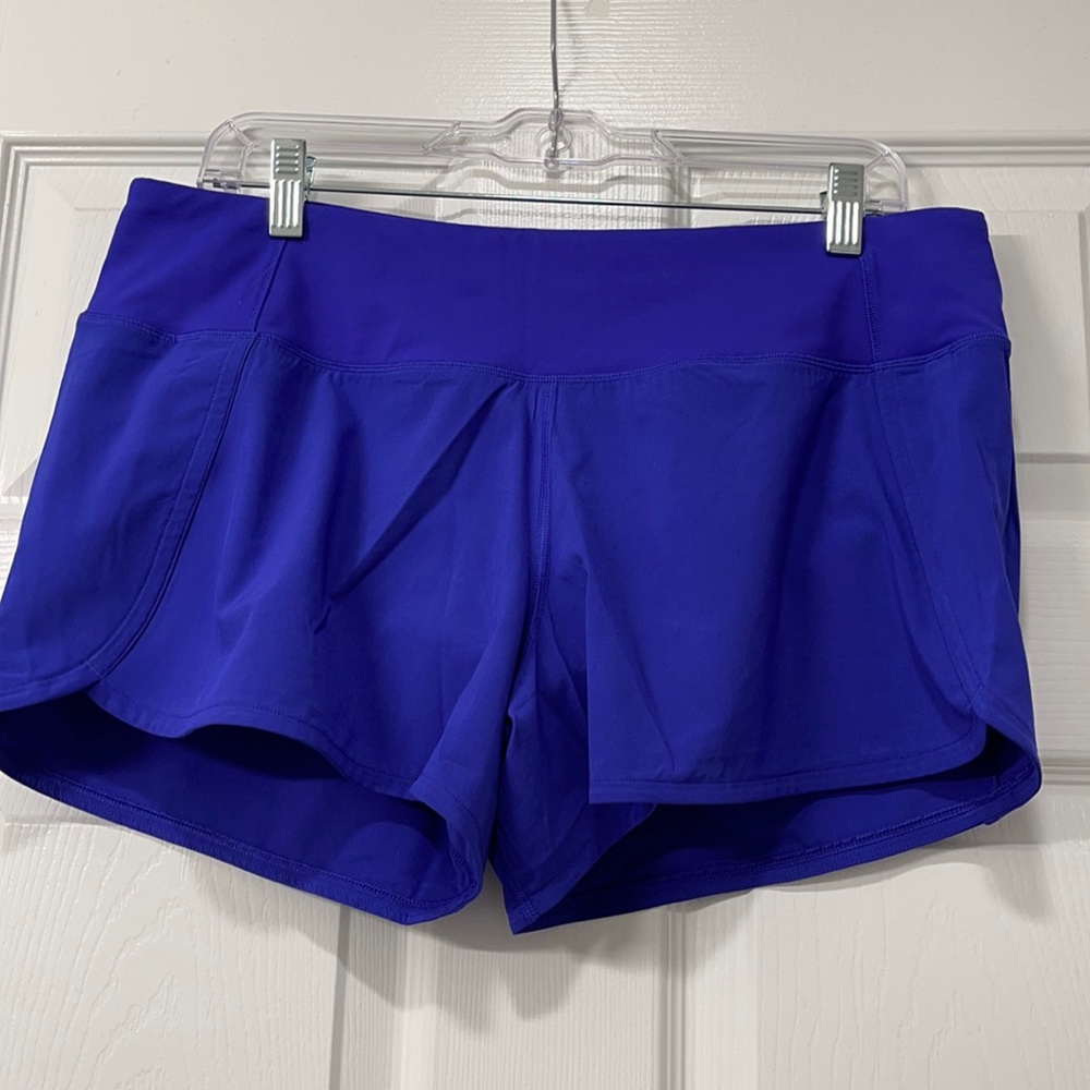 Lululemon Speed Up Mid-Rise Short 4”